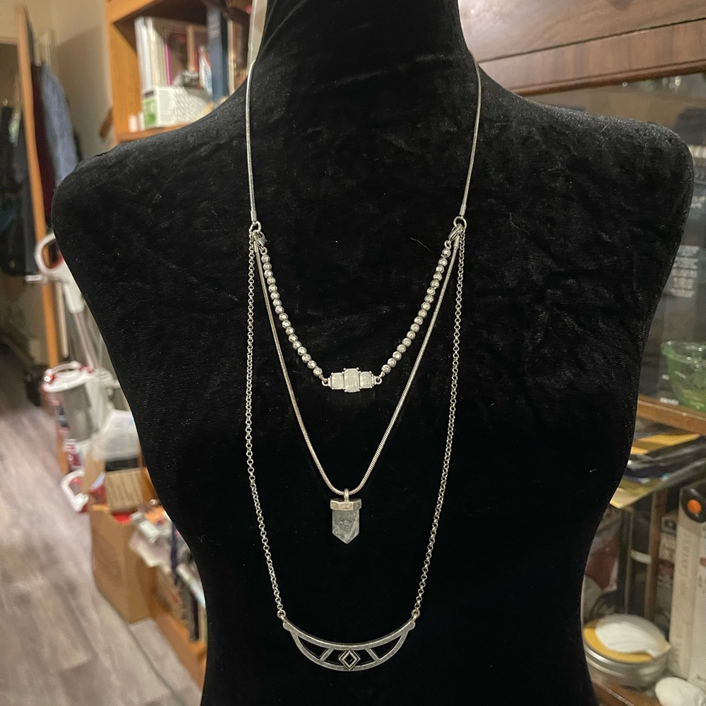 Three Tiered Multi Strand Necklace w/Spring Ring Clasp, 34 In Long w/Quartz